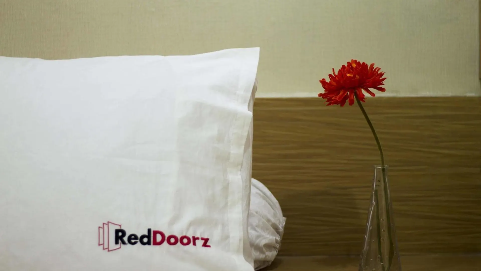 Reddoorz Near Seminyak Beach Guest house